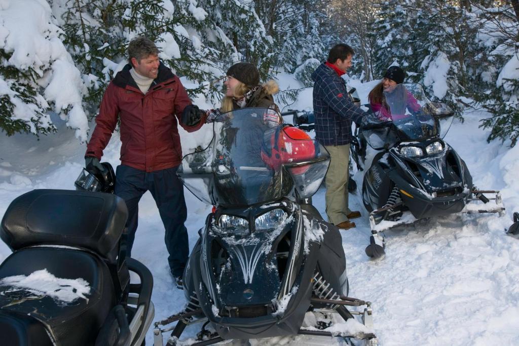 Mountain Lodge Snowshoe Buitenkant foto